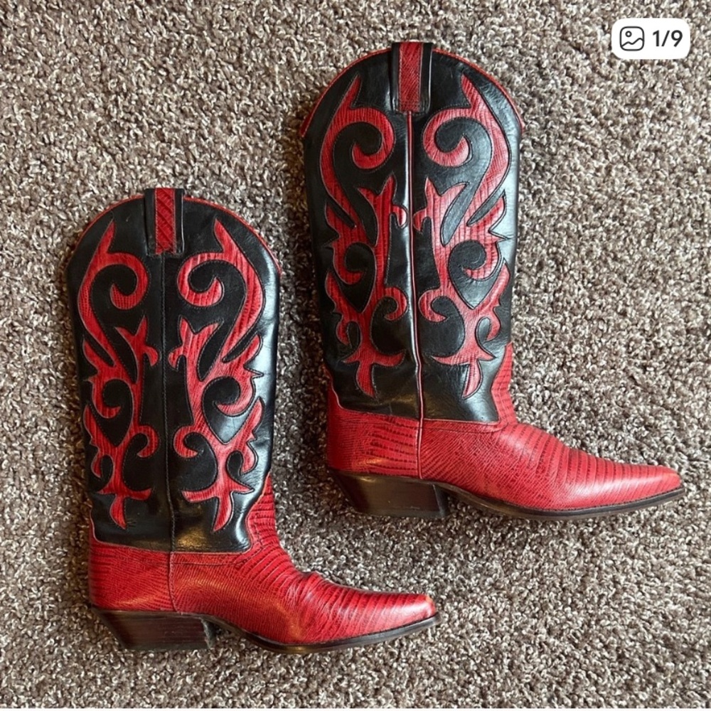 VTG vintage black and red cowboy boots